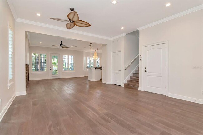 Foto del edificio - 947 Hemingway Cir