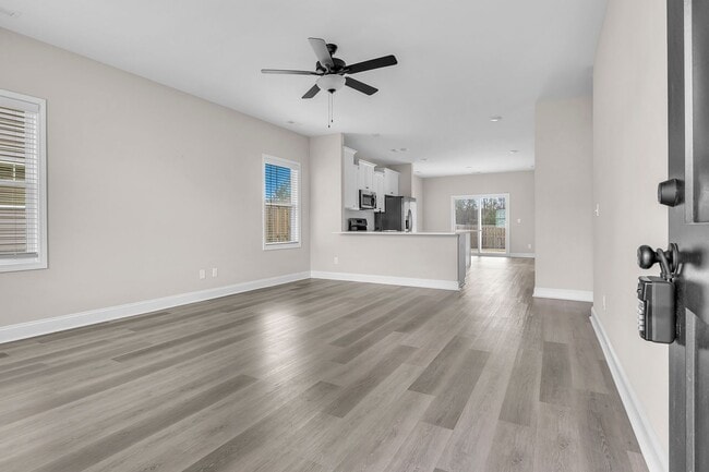 Photo - The Landing at Lewis Creek | 3 bedrooms, 2 baths House