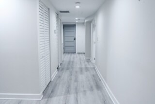 Foto del edificio - 1646 N Bell Ave