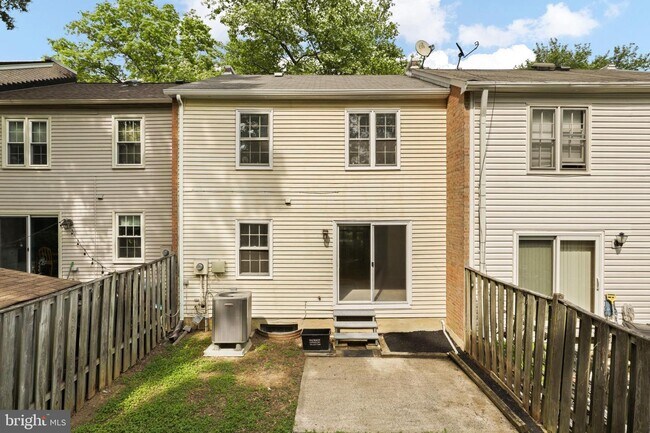 Building Photo - 7754 Lemoyne Ln