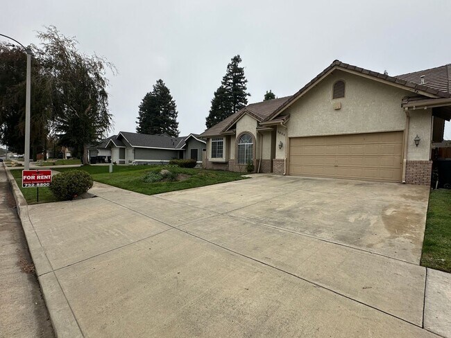 Foto del edificio - NE Visalia home coming soon