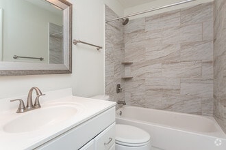 2 BR, 2 BA - 1036 SF - The Warwick - Utilities Included