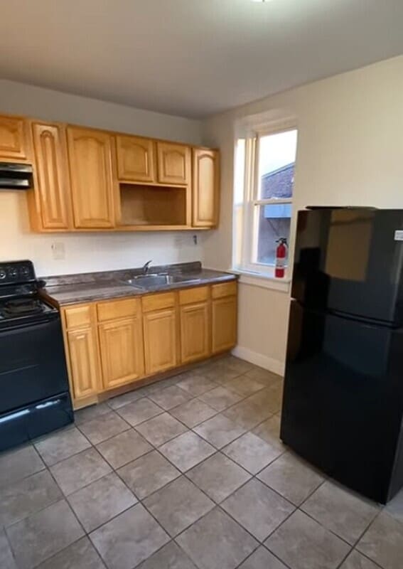 Foto del edificio - 453 N 50th St