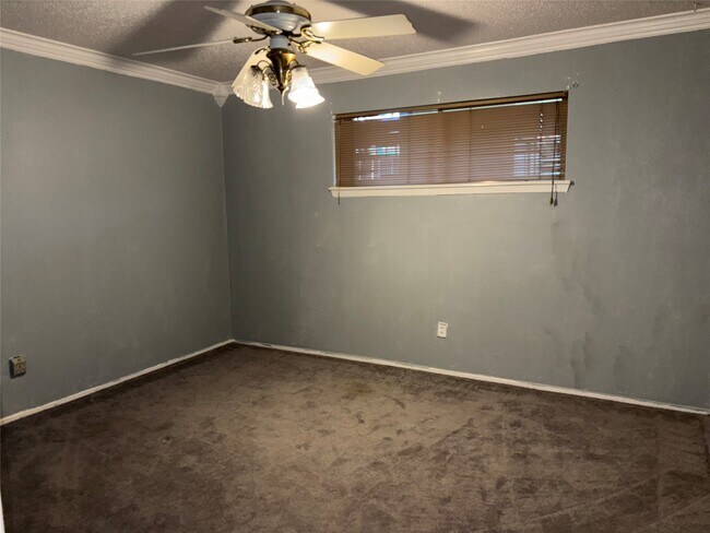 Foto del edificio - 7714 Renwick Dr