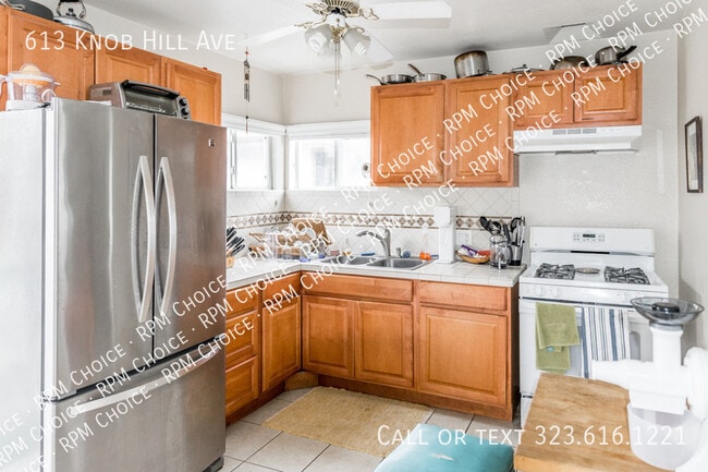 Foto del edificio - 613 Knob Hill Ave