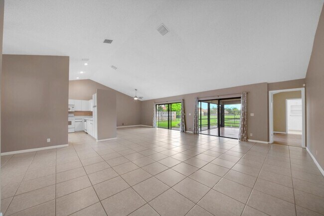 Building Photo - 9511 Sun Pointe Dr