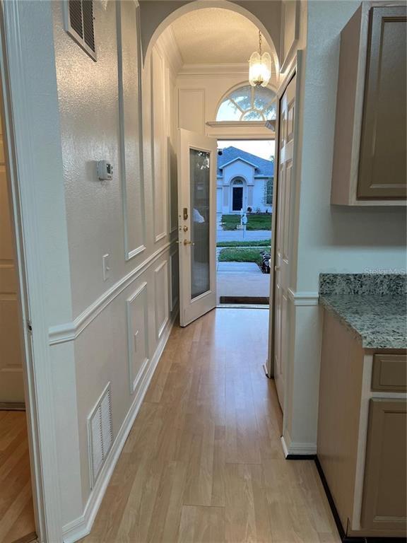 Foto del edificio - 27452 Sky Lake Cir