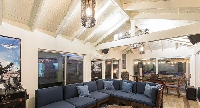 Foto del edificio - 22243 W Craggy View St