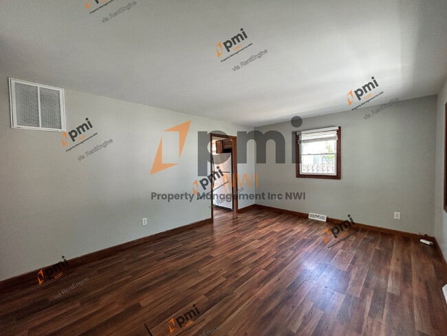 Building Photo - 3 Walnut Pkwy