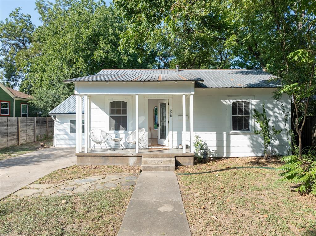 Foto principal - 1028 E 43rd St