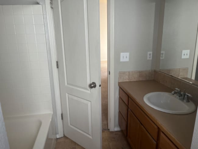 Building Photo - 4311 N Buckboard Pl