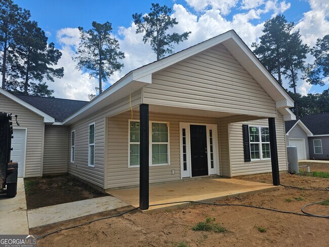 Foto del edificio - 1009 Jimmie Stevens Rd