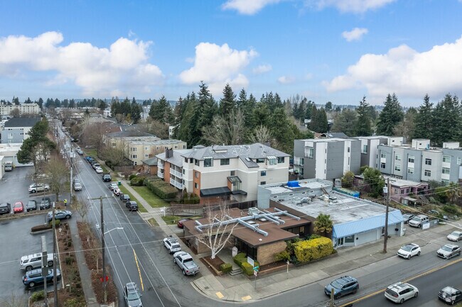 Building Photo - 8508 Mary Ave NW