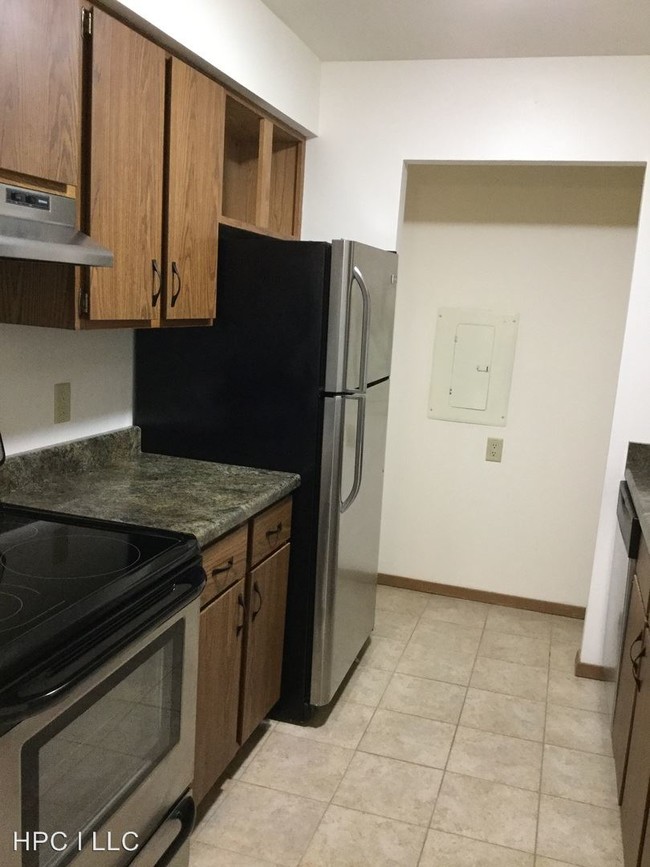 Foto del edificio - 7502 Carrington Dr