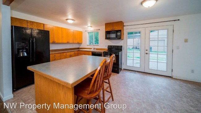 Foto del edificio - 3 br, 1 bath House - 29003 Grandview Rd.