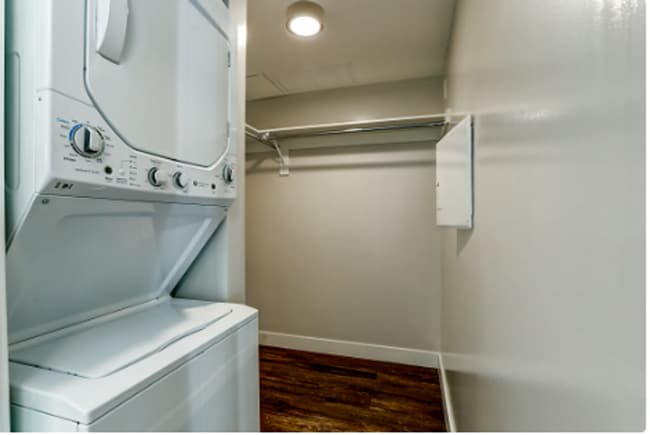 Interior Photo - 5500 NOHO