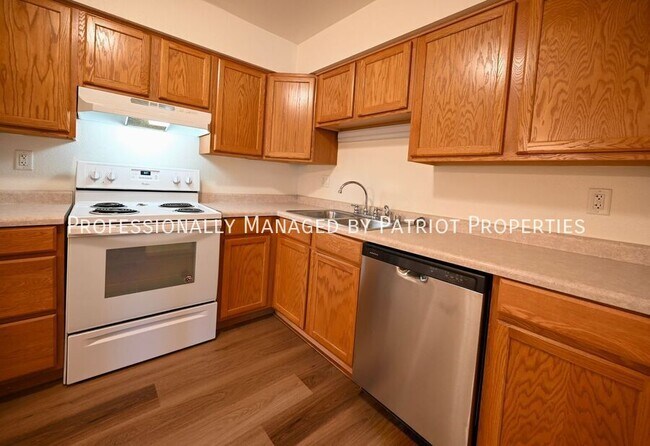 Foto del edificio - 5582 Guilford Rd