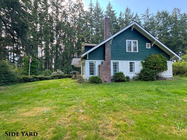 Building Photo - STATUS: *AVAILABLE*|R275| $2495