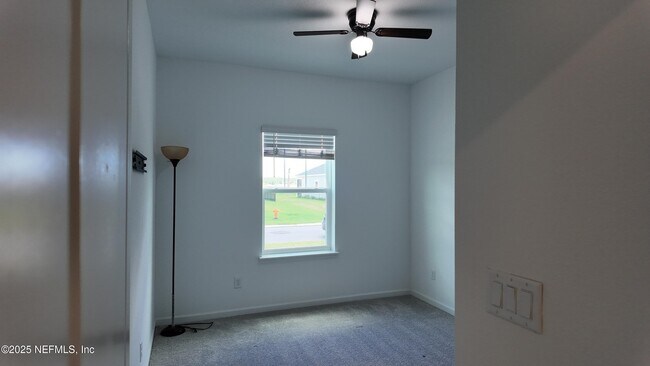 Foto del edificio - 74 Bevins Ln