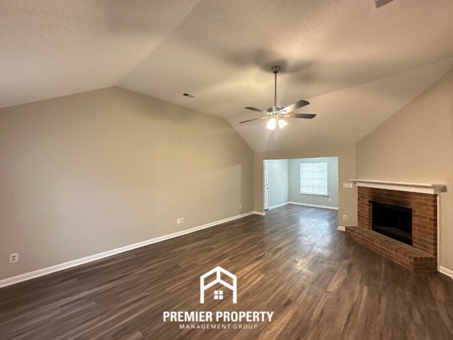 Foto del edificio - 6726 State Line Rd