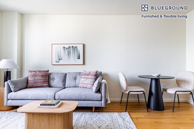 Building Photo - 4-75-75 48th Ave