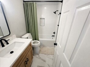 Building Photo - 7817 Bles Ave
