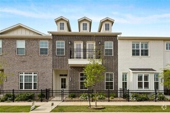 Building Photo - 2900 SW Arlington Blvd