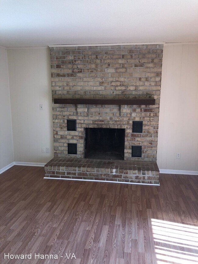 Building Photo - 3 br, 2 bath House - 4240 Buckeye Court