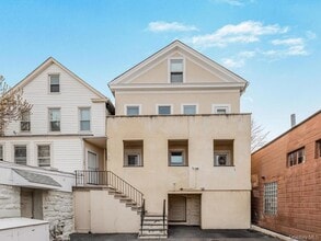 Building Photo - 146 Columbus Ave