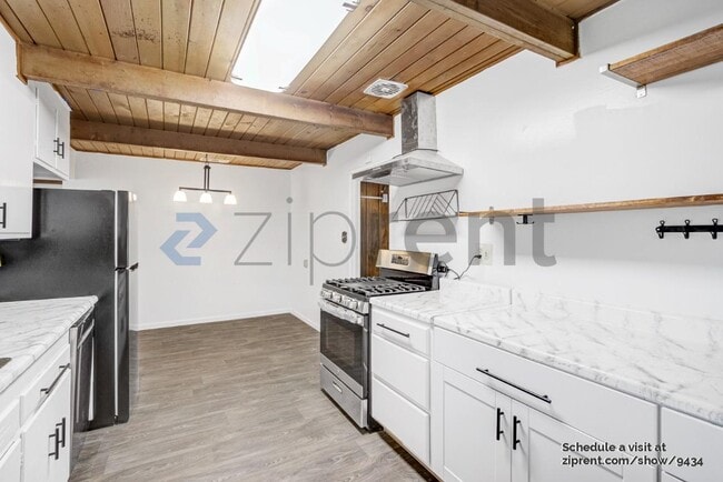 Building Photo - 160 Arcade Blvd