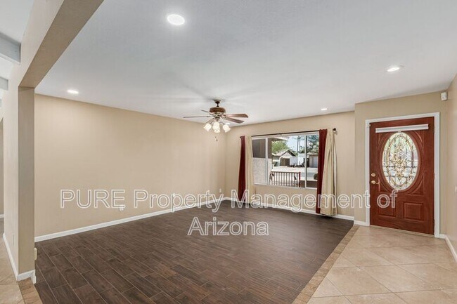 Foto del edificio - 4932 E Bloomfield Rd