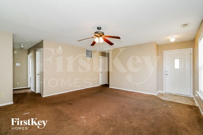 Foto del edificio - 7719 Brandenburg Way