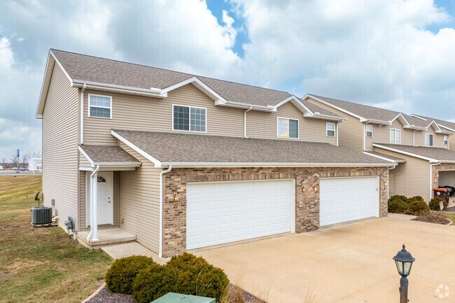 Alternar - Chelsea Townhouses