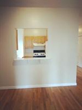 Foto del edificio - 371 Blue Hill Ave