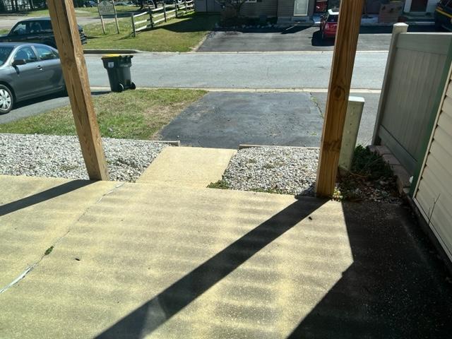 Building Photo - 2 bedroom, 1.5 bath town home in Green Valley