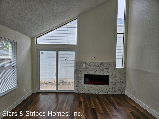 Building Photo - 3 br, 2 bath House - 11902 East Cornell Ci...