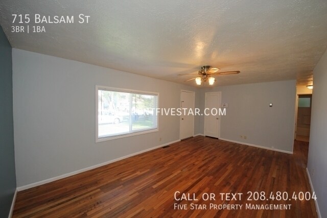 Foto del edificio - 715 Balsam St
