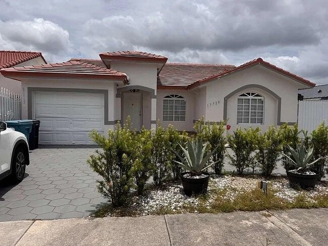 Building Photo - 13720 SW 19 Terrace