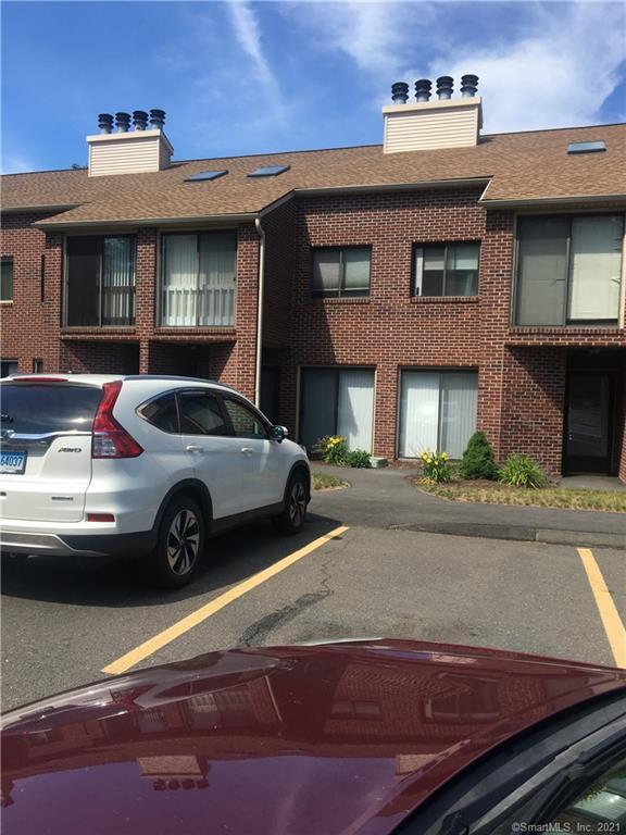 Foto principal - 279 Redstone Hill Rd