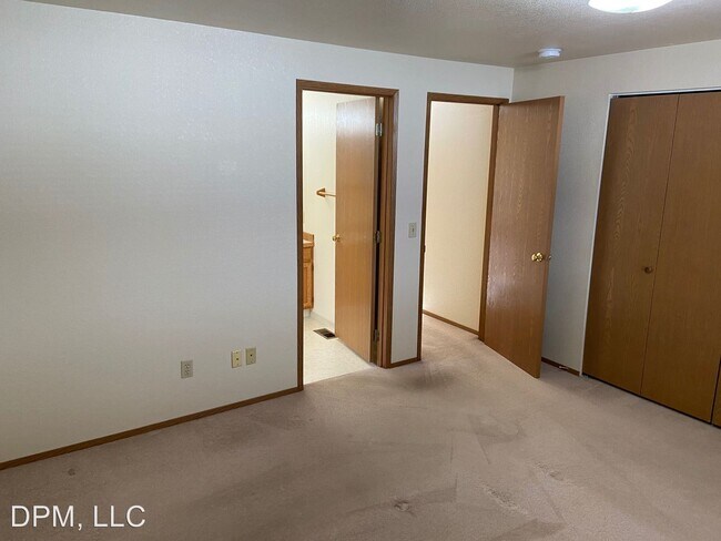 Foto del edificio - 1201-1203 S 43rd Ave