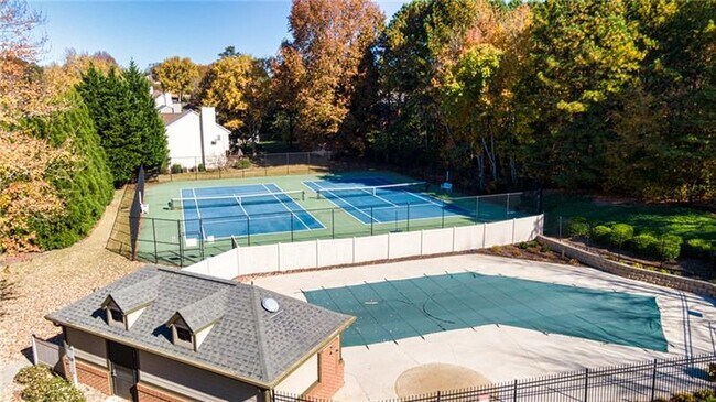 Building Photo - 1518 Oakmoor Pl