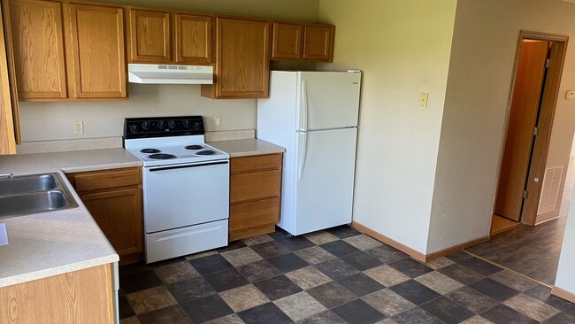 Foto del edificio - Summerfield Townhomes