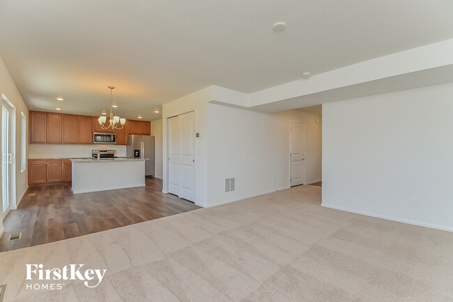 Building Photo - 6943 Akela Ln