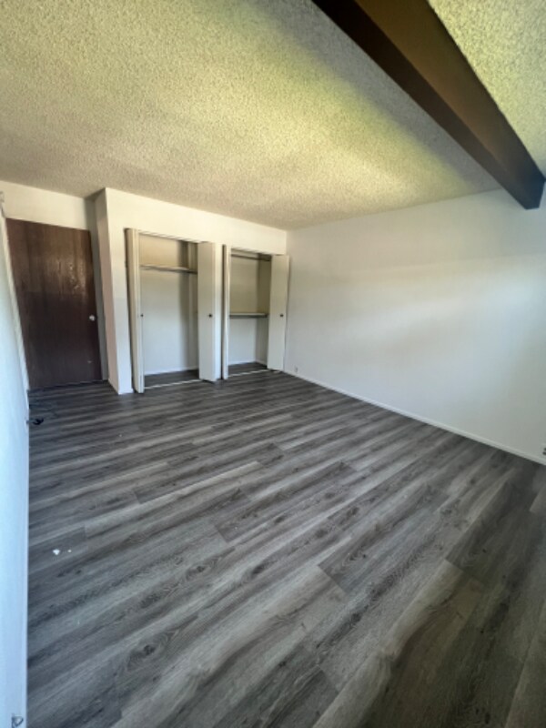 Building Photo - 4752 River College Dr