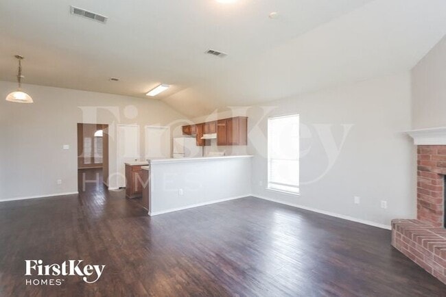 Building Photo - 14012 Caltha Dr