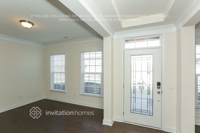 Building Photo - 11350 Cedarvale Farm Pkwy