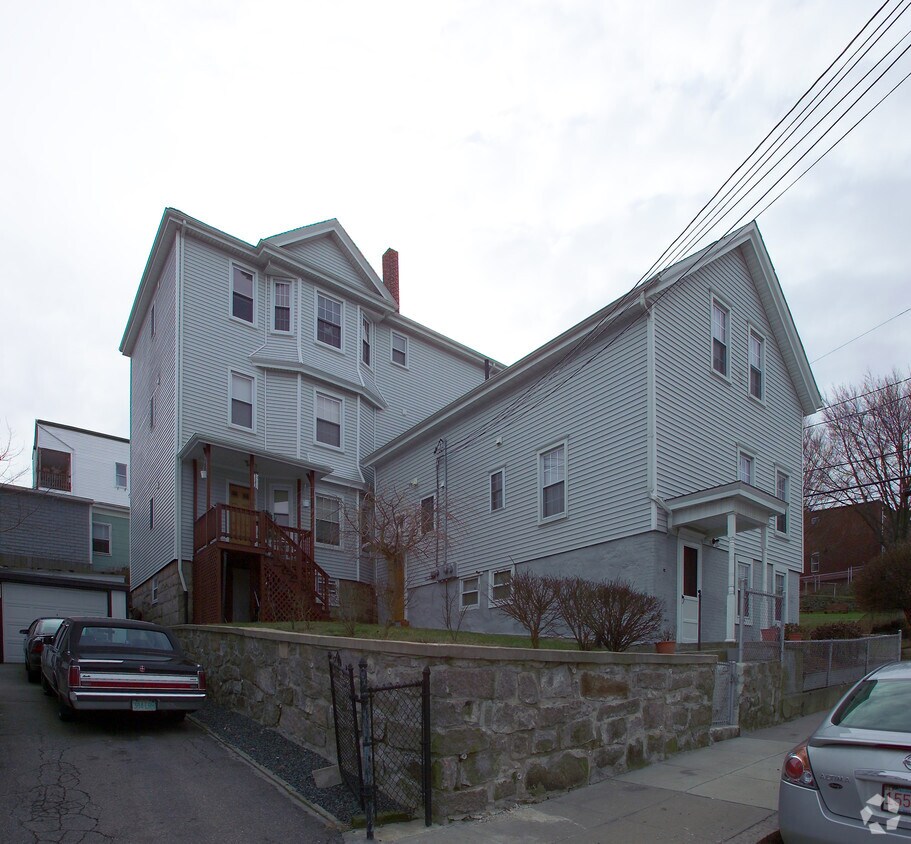Foto del edificio - 568-578 Division St