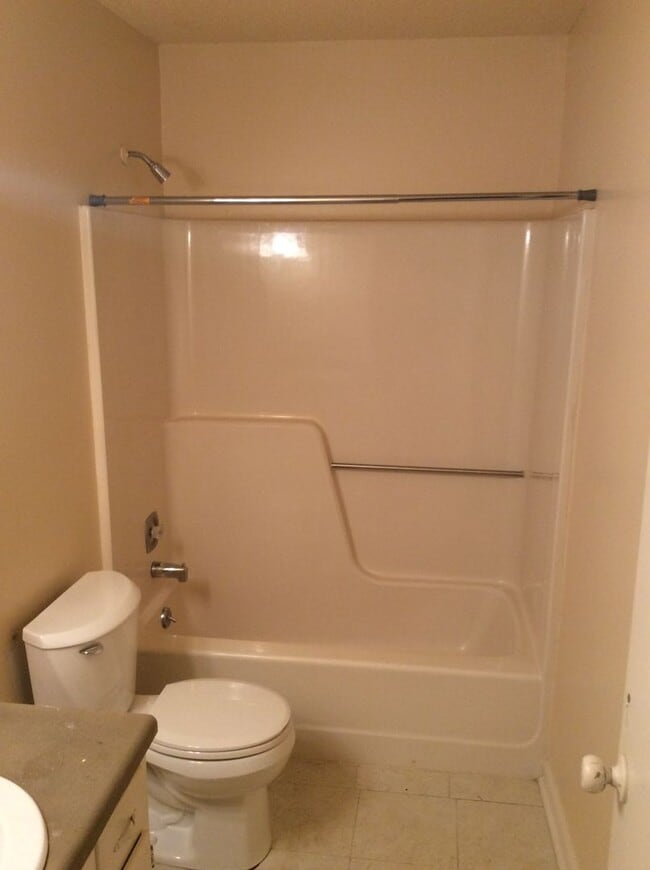 Foto del edificio - 4101 Hawthorne Cir