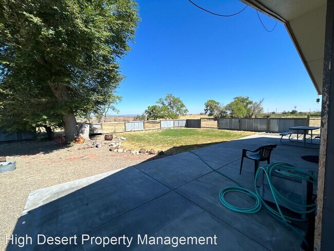 Building Photo - 2 br, 1 bath House - 176 NW Deschutes Dr