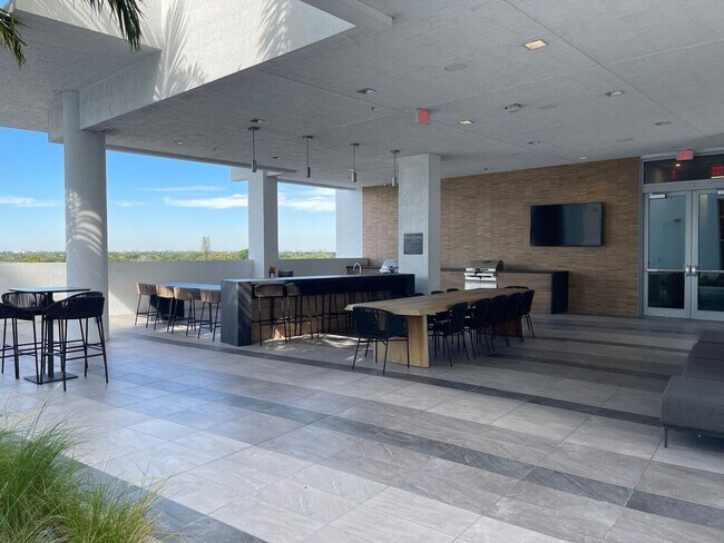 Foto del edificio - 3801 Biscayne Blvd